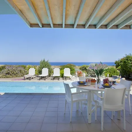 Villa Seafront Melissa *
